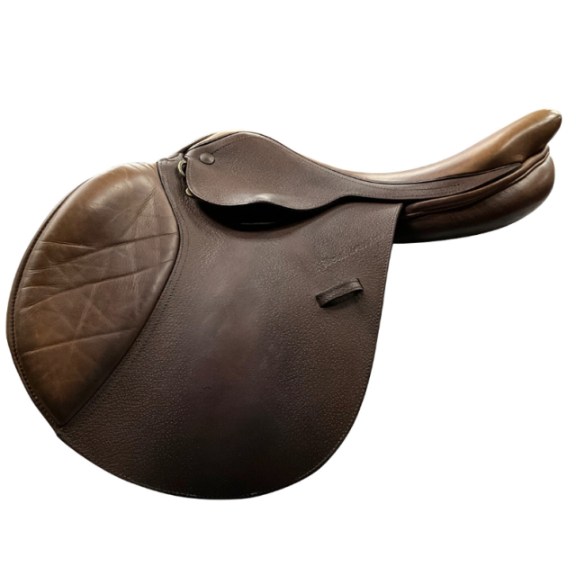 16" Beval Close Contact Saddle - Pre-Owned