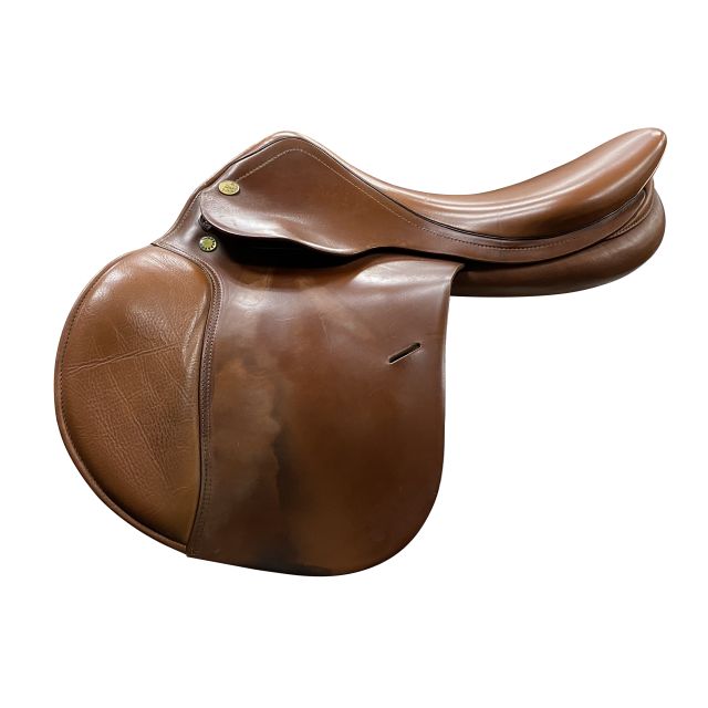 18" PRESTIGE RED FOX CLOSE CONTACT SADDLE - C21051