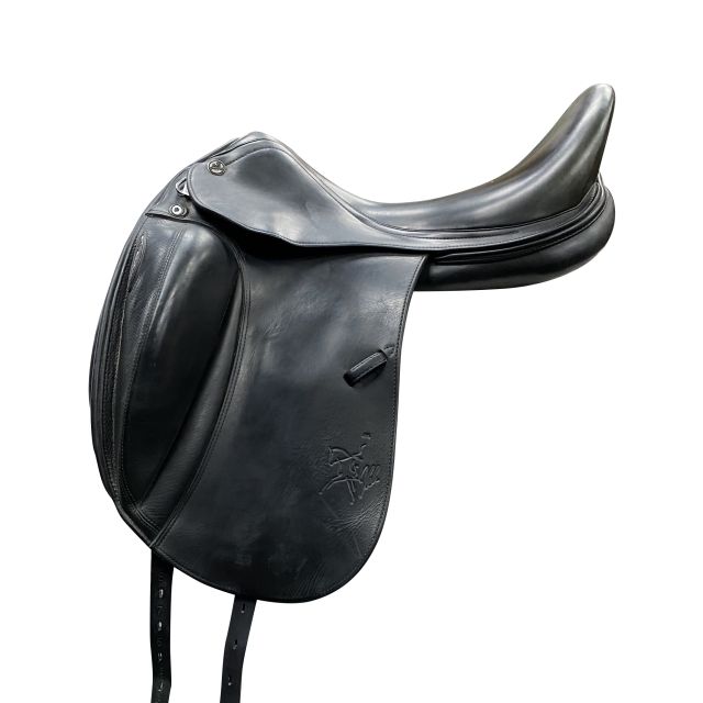 18" PRESTIGE X-HELEN DRESSAGE SADDLE  - D22028