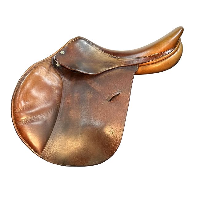 Consignment Close Contact Luc Childric 17" Saddle - 2C-C21119