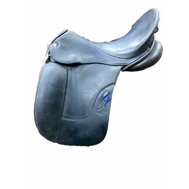 Consignment Dressage Hennig Euro American 18" Saddle - 2C-D22088