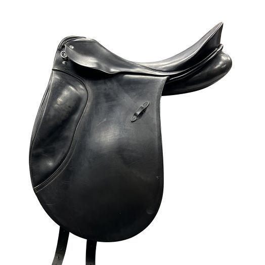 18" PASSIER OPTIMUM DRESSAGE SADDLE - D22057